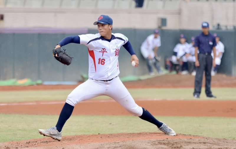 劉任右5局11K拿MVP（學生棒聯提供）