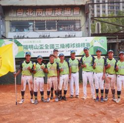 南港綠勇奪亞軍創隊史陽明山盃紀錄。攝影／陳孟葦