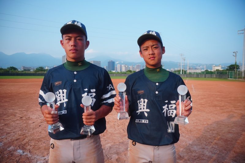 陳惪安(左)、洪晏承(右)分別拿下2座個人獎。攝影／陳孟葦